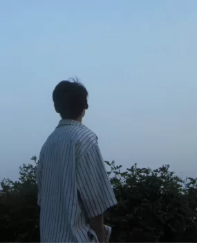 找长短期性伴侣，只进入身体，不进入生活