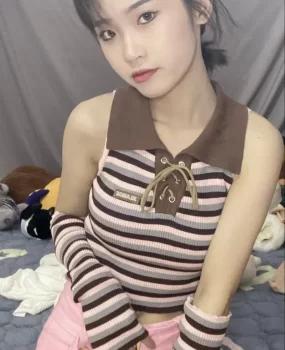 青岛学生ts美女高潮很爽