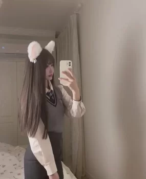 很可爱的小妹妹