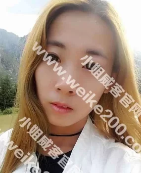 身材很好，下面很嫩的一个妹子