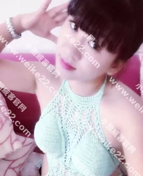 楼凤海棠自信漂亮有君临天下感觉