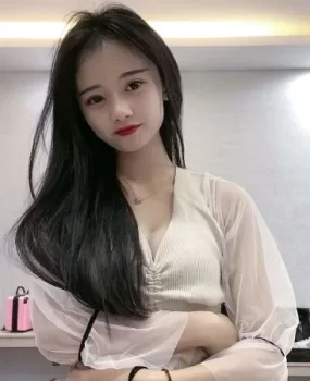 朋友介绍兼职妹妹漂亮年轻二十多岁