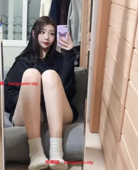 清纯白嫩的校花，很嫩的BB，爽死了，人间极品