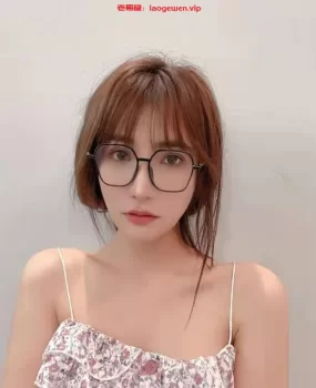 北郊清纯A4腰小姐姐